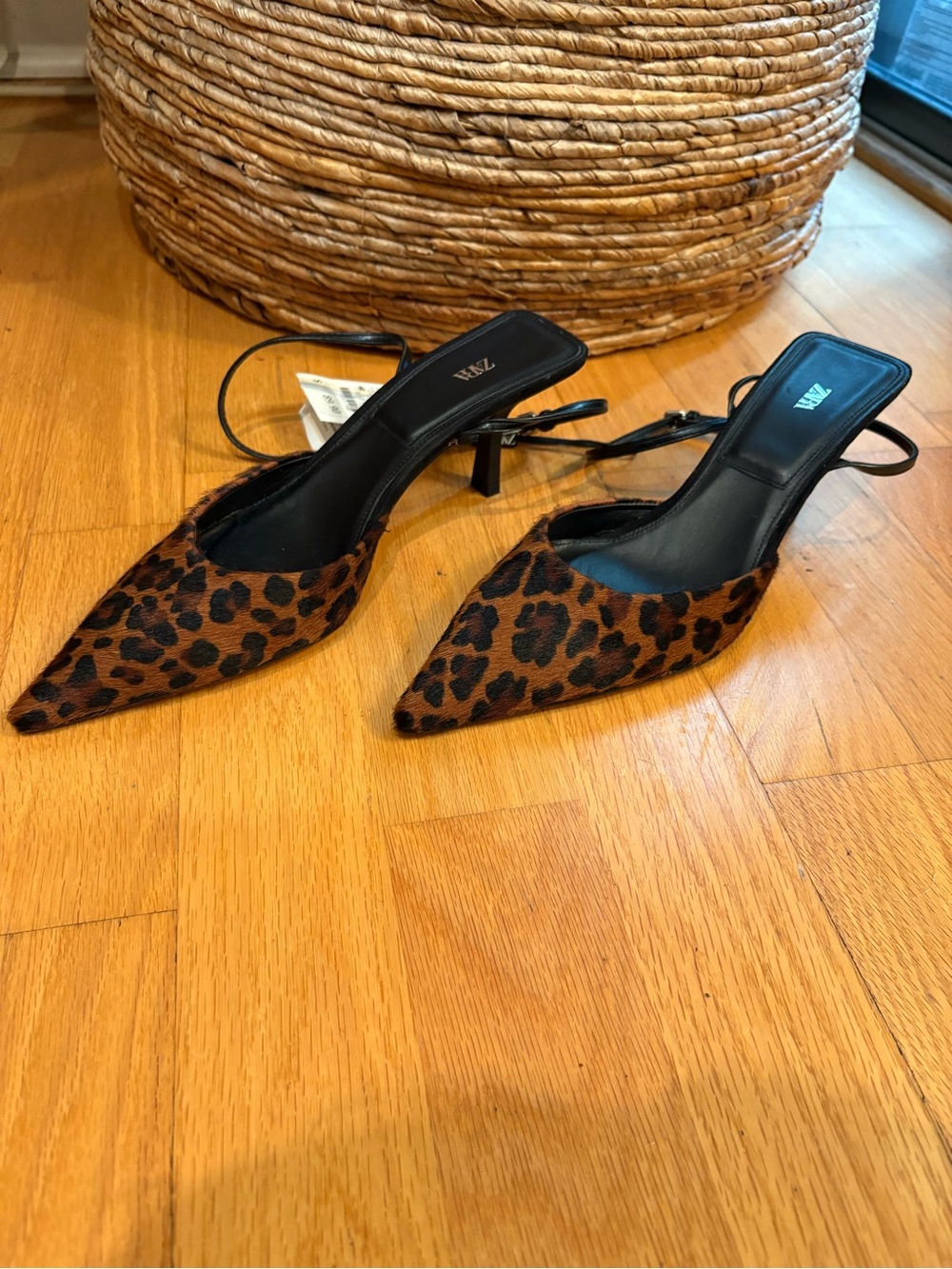 NWT Zara Leopard-Print Pointed Slingback Heels - Brown/Black - Size 40/US 9 - Picture 3 of 12